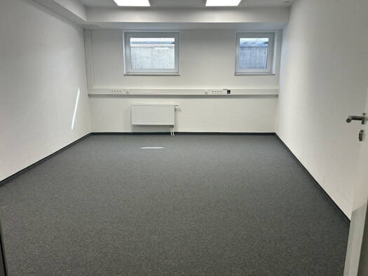 Bürofläche zur Miete 1 Zimmer 29,5 m² Bürofläche teilbar ab 29,5 m² Langenfeld-Immigrath 40764