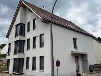 Wohnung zur Miete - Erstbezug 1.210 € 3 Zimmer 87 m² frei ab sofort Büchenbacher Weg 17 Roth Roth 91154