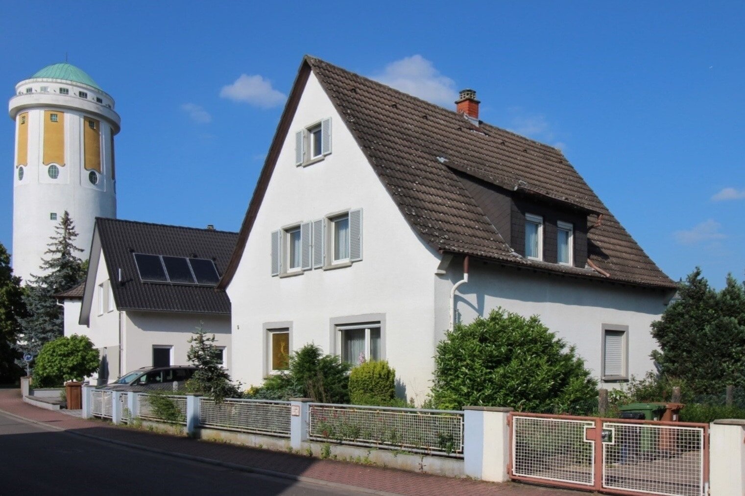 Einfamilienhaus zum Kauf 495.000 € 5 Zimmer 148 m²<br/>Wohnfläche 494 m²<br/>Grundstück Hockenheim 68766