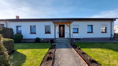 Reihenendhaus zum Kauf 129.000 € 6 Zimmer 170 m² 1.128 m² Grundstück Daberkow Daberkow 17129