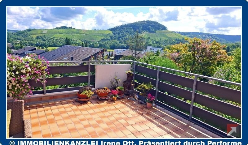 Einfamilienhaus zum Kauf 860.000 € 9 Zimmer 238 m²<br/>Wohnfläche 731 m²<br/>Grundstück 01.03.2025<br/>Verfügbarkeit Schmelzenholz Winnenden 71364