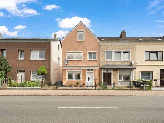Mehrfamilienhaus zum Kauf 479.000 € 9 Zimmer 195 m² 225 m² Grundstück frei ab sofort Hemelingen Ost 28309