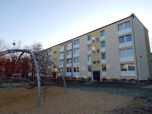 Wohnung zur Miete nur mit Wohnberechtigungsschein 421 € 3 Zimmer 68,8 m² 3. Geschoss frei ab 08.02.2026 Leipziger Straße 35 Deininghausen Castrop-Rauxel 44577