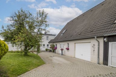 Einfamilienhaus zum Kauf 449.000 € 9 Zimmer 242,1 m² 917,1 m² Grundstück Frankensiedlung Stralsund 18439