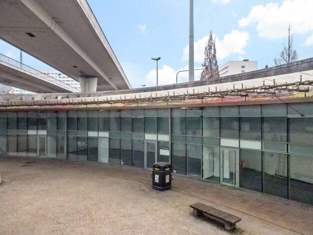 Laden zur Miete 7,66 € 209 m² Verkaufsfläche Riebeckplatz 9b Innenstadt Halle 06110