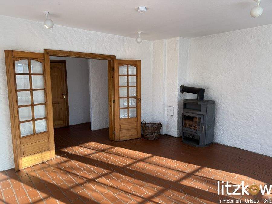 Immobilie in Sylt - Helle Ferienwohnung mit Kaminofen nahe Yachthafen ! - Bild 4