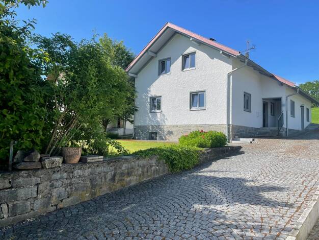 Einfamilienhaus zum Kauf 225.000 € 6 Zimmer 112 m² 799 m² Grundstück Furth Grafenau 94481
