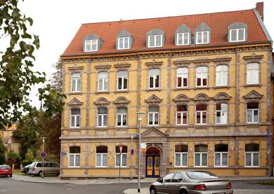 Mehrfamilienhaus zum Kauf als Kapitalanlage geeignet 890.000 € 26 Zimmer 703 m² 459 m² Grundstück Hälterstraße 34 Merseburg Merseburg 06217