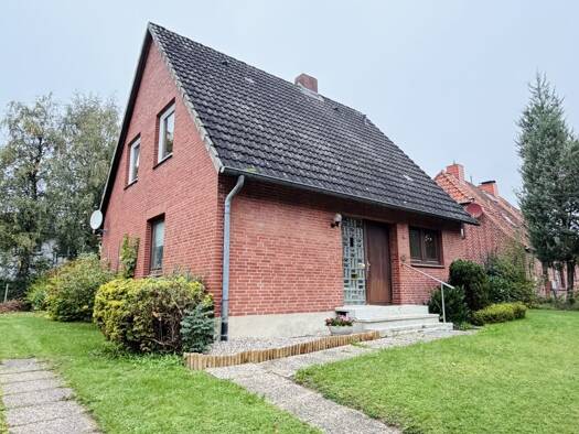 Einfamilienhaus zum Kauf 162.000 € 4 Zimmer 110 m² 512 m² Grundstück Barghorst Ahrensbök 23623