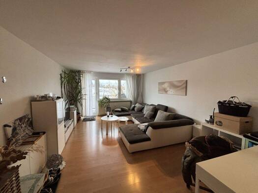 Wohnung zur Miete 1.170 € 4,5 Zimmer 107 m² 3. Geschoss frei ab 01.03.2026 Ost Ludwigsburg 71640