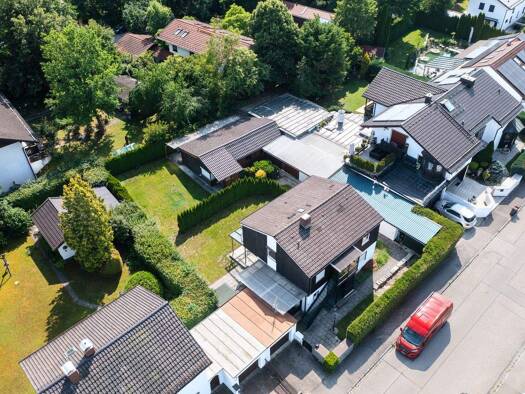 Haus zum Kauf 1.980.000 € 8 Zimmer 146 m² 760 m² Grundstück Oberhaching 82041