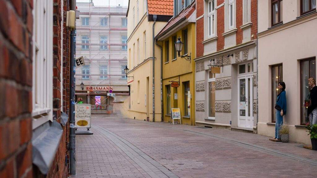 Laden zur Miete 1.000 € 52 m² Verkaufsfläche Altstadt Wismar 23966