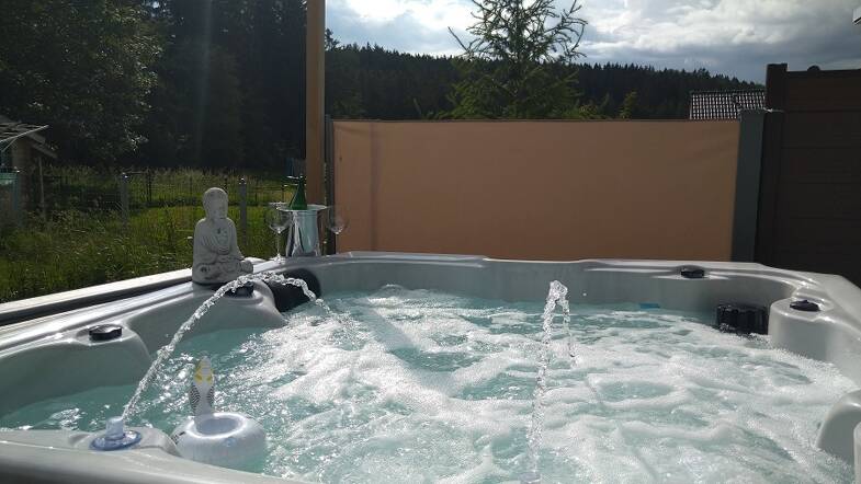 Mehrfamilienhaus zum Kauf provisionsfrei 890.000 € 9 Zimmer 465 m² 700 m² Grundstück Niederreifenberg Schmitten 61389