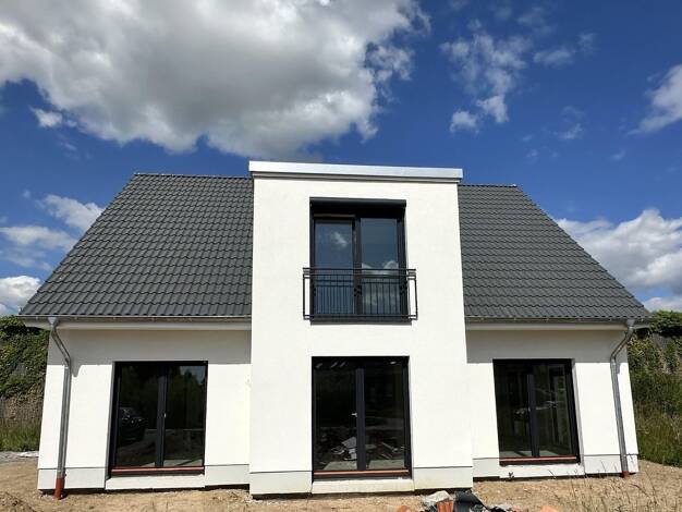 Einfamilienhaus zum Kauf - Erstbezug provisionsfrei 690.000 € 8 Zimmer 187 m² 1.250 m² Grundstück Millingen Rees 46459
