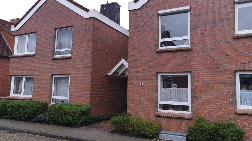 Wohnung zur Miete 600 € 2 Zimmer 62 m² EG frei ab sofort Boltentorsgang 6 Stadtzentrum Emden 26721