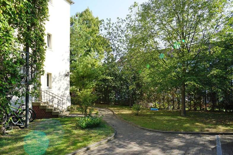 Wohnung zur Miete 500 € 2 Zimmer 59,9 m² Souterrain, EG frei ab sofort Thomas-Mann-Straße 20 Radebeul 01445