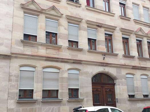 Wohnung zur Miete 400 € 2 Zimmer 42 m² frei ab sofort Gutenbergstraße Weststadt Fürth 90766