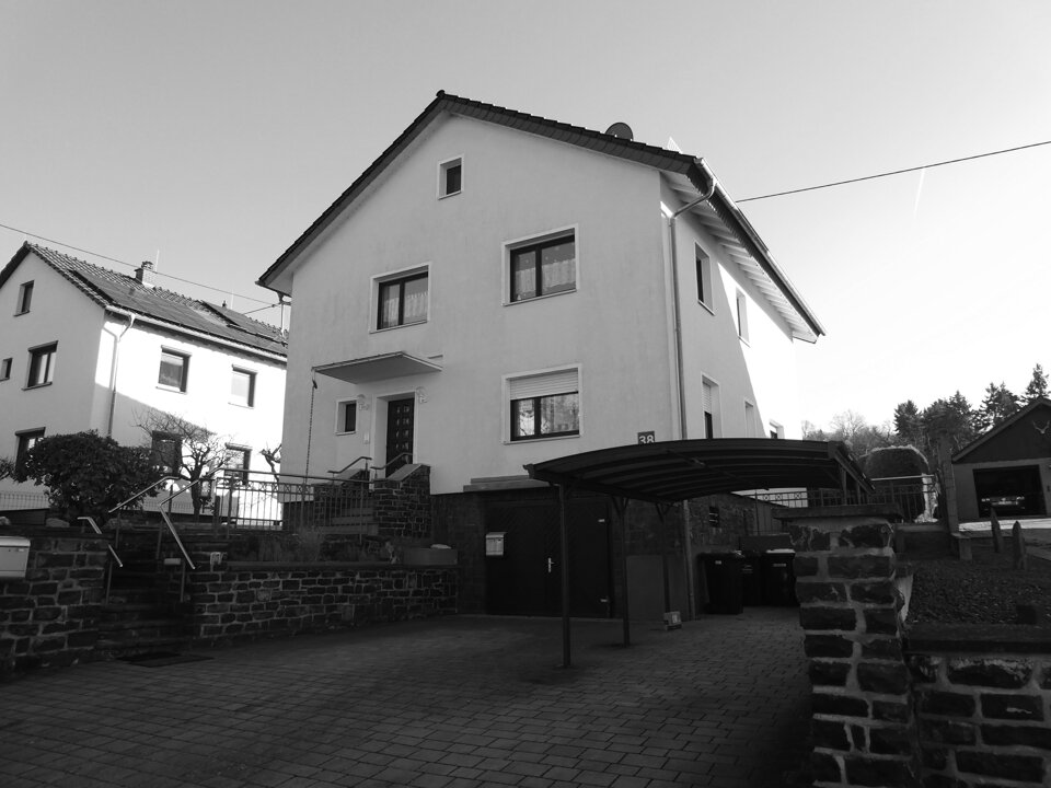 Mehrfamilienhaus zum Kauf 485.000 € 7,5 Zimmer 210 m²<br/>Wohnfläche 790 m²<br/>Grundstück Eichelsdorf Nidda 63667