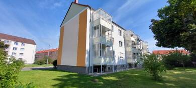 Wohnung zur Miete 473 € 3 Zimmer 61,8 m² 1. Geschoss frei ab sofort Holzstraße 30 B Burg Burg 39288