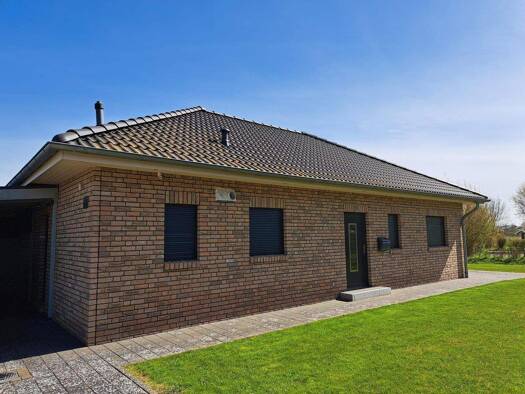 Bungalow zum Kauf provisionsfrei 359.000 € 3 Zimmer 98 m² 651 m² Grundstück frei ab sofort Hedwigenkoog 25761