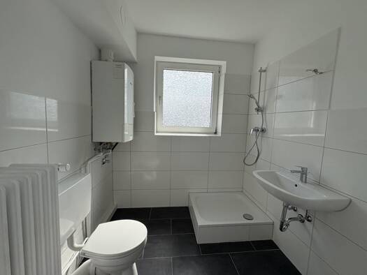 Wohnung zur Miete 399 € 3 Zimmer 57,7 m² 2. Geschoss Tiegenhofer Zeile 2a Fedderwardergroden Wilhelmshaven 26388