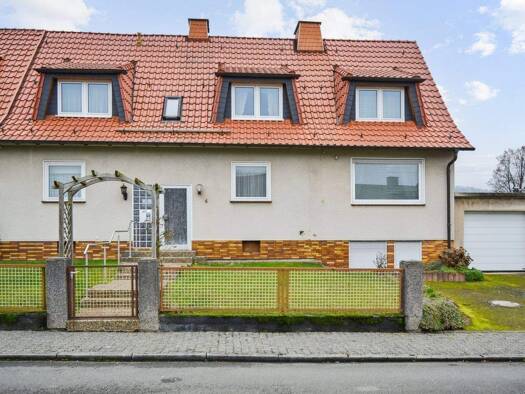 Mehrfamilienhaus zum Kauf 335.000 € 8 Zimmer 210 m² 850 m² Grundstück Elgershausen Schauenburg / Elgershausen 34270