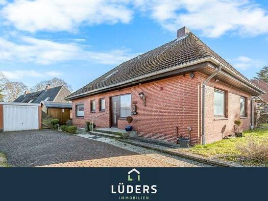 Einfamilienhaus zum Kauf 275.000 € 4 Zimmer 145 m² 698 m² Grundstück Süderlügum 25923