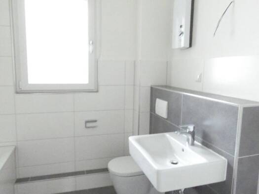 Wohnung zur Miete 894 € 3 Zimmer 94,6 m² 2. Geschoss frei ab 01.12.2026 Pottgießerstr. 21 Frohnhausen Essen 45144