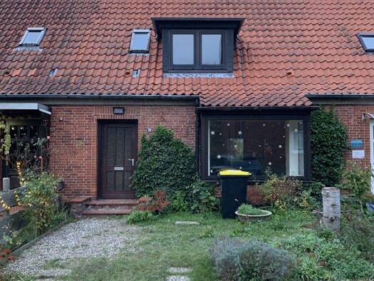 Reihenmittelhaus zum Kauf 179.000 € 3 Zimmer 73 m² 657 m² Grundstück frei ab sofort Eckernförde 24340