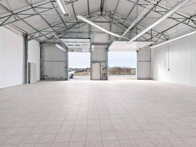 Lagerhalle zur Miete 4,50 € 805 m² Lagerfläche Kirschallee 1 Seeben Halle 06118