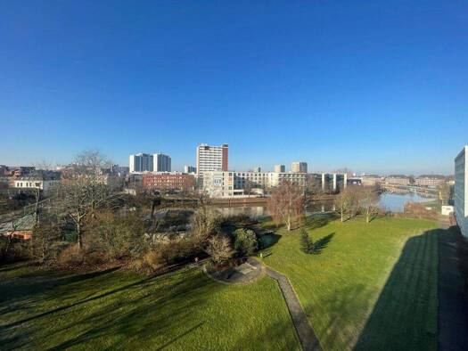 Wohnung zum Kauf 99.000 € 2 Zimmer 60,6 m² 5. Geschoss Claussenstraße 2 Geestemünde Bremerhaven 27570