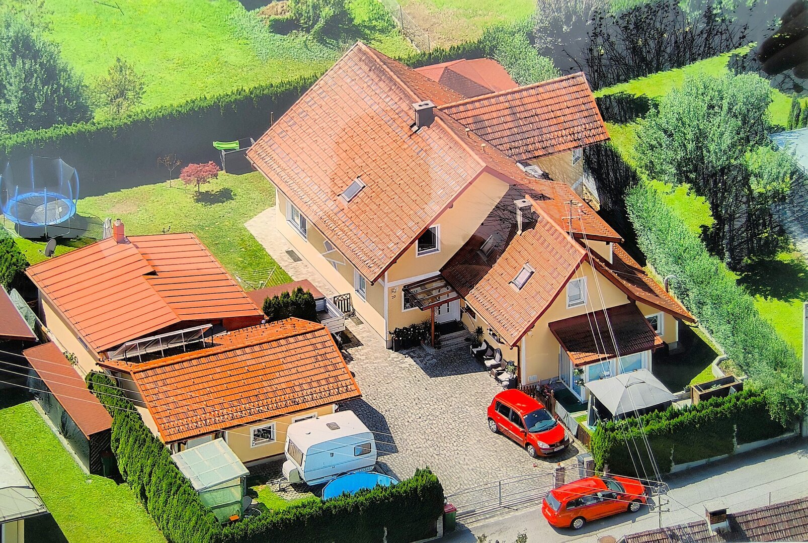 Mehrfamilienhaus zum Kauf 560.000 € 300 m²<br/>Wohnfläche 940 m²<br/>Grundstück St. Peter am Wallersberg 9100