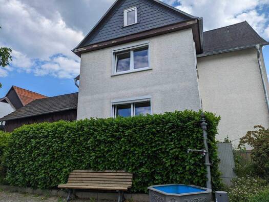 Haus zum Kauf 299.000 € 4,5 Zimmer 95 m² 675 m² Grundstück Oberndorf Solms 35606