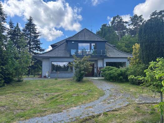 Einfamilienhaus zur Miete 3.500 € 9 Zimmer 400 m² 30.000 m² Grundstück Dierkshausen Asendorf 21271
