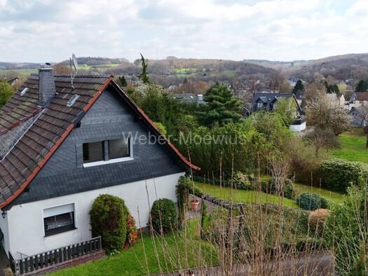 Einfamilienhaus zum Kauf 298.000 € 6 Zimmer 147 m² 1.175 m² Grundstück Hermesdorf Waldbröl 51545
