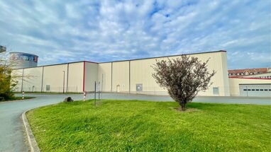 Lagerhalle zum Kauf 235 € 8.409 m² Lagerfläche teilbar ab 4.000 m² Gröba Riesa 01591