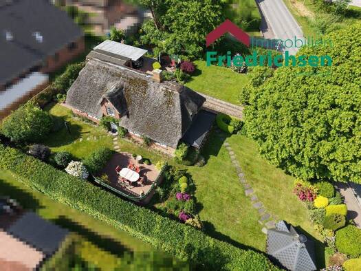 Einfamilienhaus zum Kauf 399.000 € 5 Zimmer 140 m² 1.151 m² Grundstück Lindholm Risum-Lindholm 25920