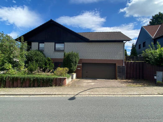 Mehrfamilienhaus zum Kauf 399.000 € 7 Zimmer 251 m² 502 m² Grundstück Salzgitter / Lichtenberg 38228