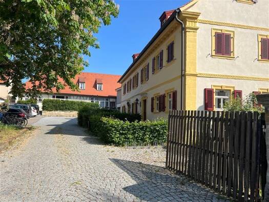 Doppelhaushälfte zum Kauf 459.000 € 7 Zimmer 176 m² 274 m² Grundstück Frensdorfer Straße 5 Waizendorf Stegaurach 96135