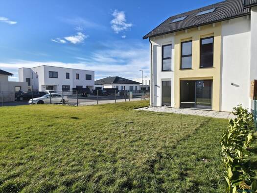 Reihenendhaus zum Kauf - Erstbezug 465.000 € 5 Zimmer 146 m² 348 m² Grundstück Sommerein 2434