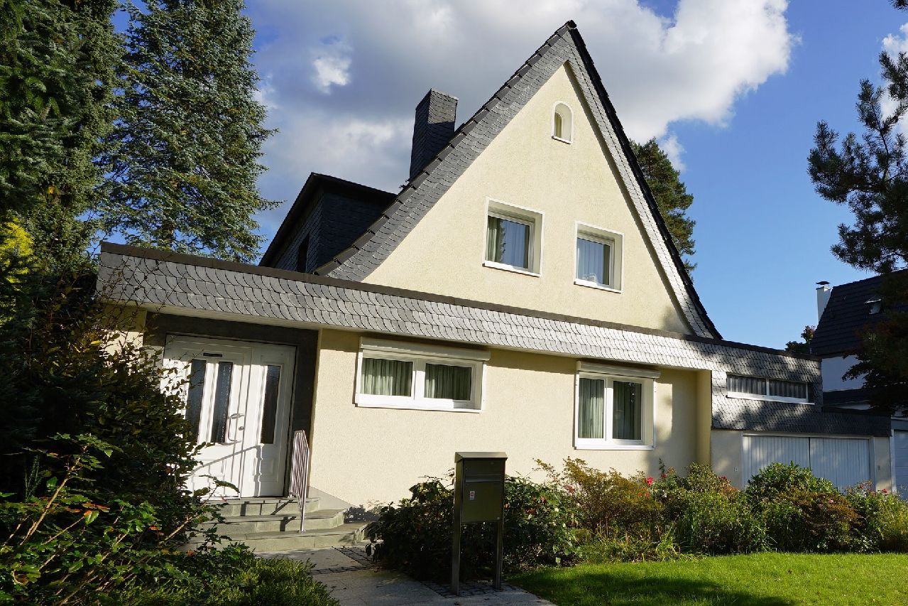 Einfamilienhaus zum Kauf 775.000 € 3 Zimmer 157 m²<br/>Wohnfläche 678 m²<br/>Grundstück Waldsiedlung Leverkusen 51375