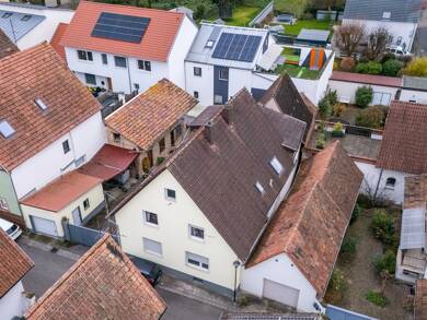 Einfamilienhaus zum Kauf 748.000 € 10 Zimmer 362,1 m² 1.079 m² Grundstück Billigheim Billigheim-Ingenheim 76831