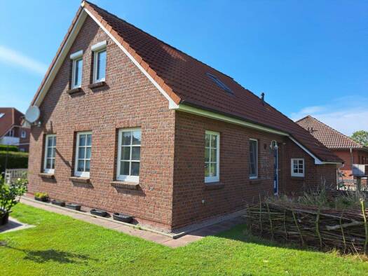 Einfamilienhaus zum Kauf 274.000 € 6 Zimmer 108 m² 600 m² Grundstück frei ab sofort Funnix Wittmund 26409