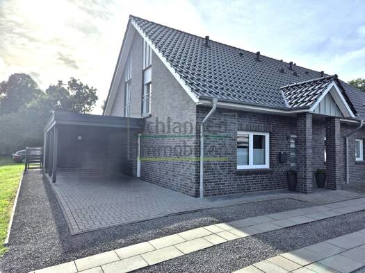 Doppelhaushälfte zur Miete 900 € 4 Zimmer 120 m² frei ab 01.02.2027 Neuland Barßel 26676