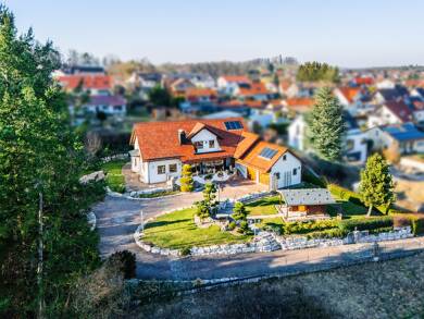 Einfamilienhaus zum Kauf 990.000 € 7,5 Zimmer 265 m² 1.817 m² Grundstück Neuhütten Wüstenrot 71543