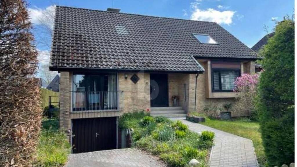 Einfamilienhaus zur Miete 2.800 € 5 Zimmer 138 m² 922 m² Grundstück Poppenbüttel Hamburg 22399