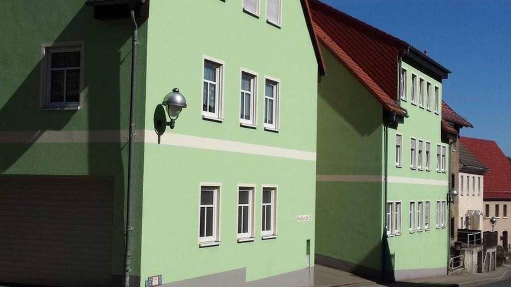 Wohnung zur Miete 341 € 3 Zimmer 62 m² 2. Geschoss frei ab 01.05.2026 Dresdner Straße Nossen 01683