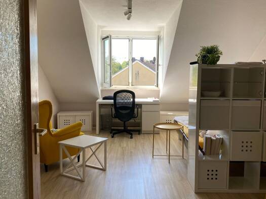 Wohnung zur Miete 420 € 1 Zimmer 27 m² frei ab sofort Neue Heimat Bayreuth 95448