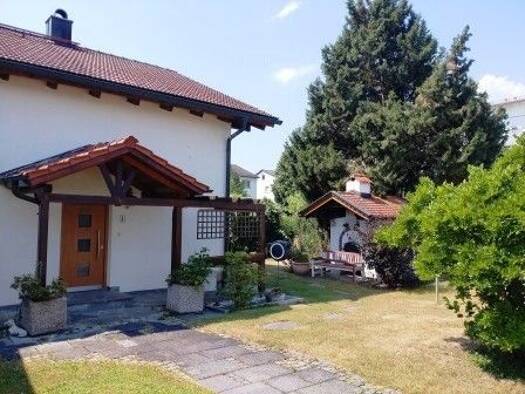 Einfamilienhaus zum Kauf 448.000 € 5 Zimmer 160 m² 985 m² Grundstück frei ab sofort Neuötting 84524