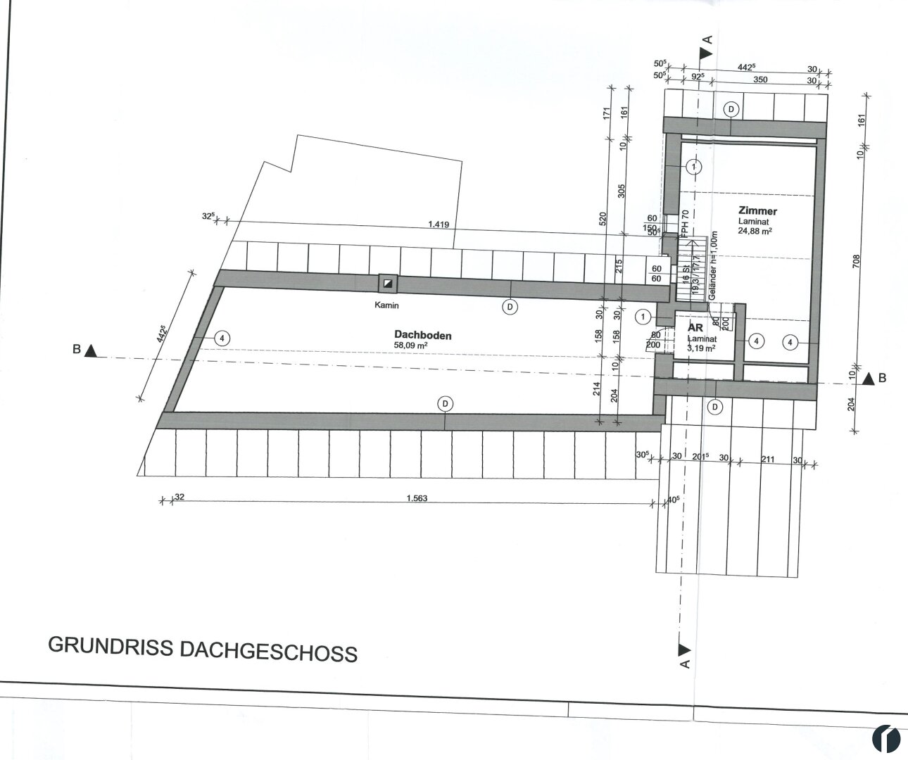 Mehrfamilienhaus zum Kauf 140.000 € 4 Zimmer 130 m²<br/>Wohnfläche 300 m²<br/>Grundstück Lengenfeld 3552